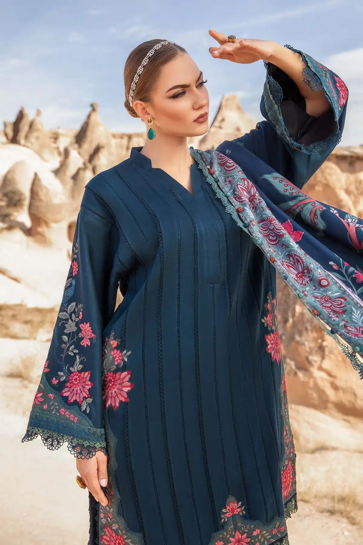 Maria B | M Prints Winter 23 | MPT-2005-B - Ladies Clothes 