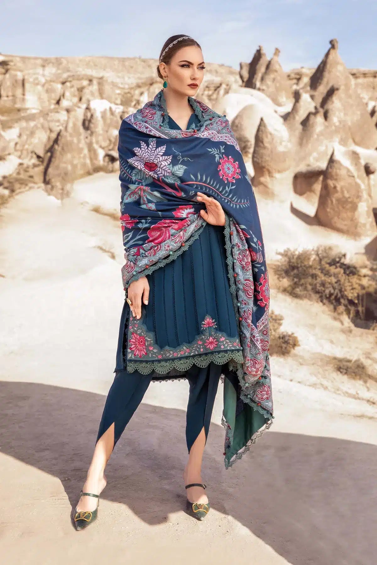 Maria B | M Prints Winter 23 | MPT-2005-B - Ladies Clothes 