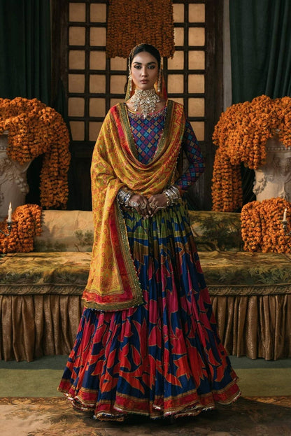 Fahad Hussayn | Lawn Banger | Maharana by Maria Faisal - Registered Vendor of : Fahad Hussayn - type : Ladies Clothes - 100% original wedding dresses