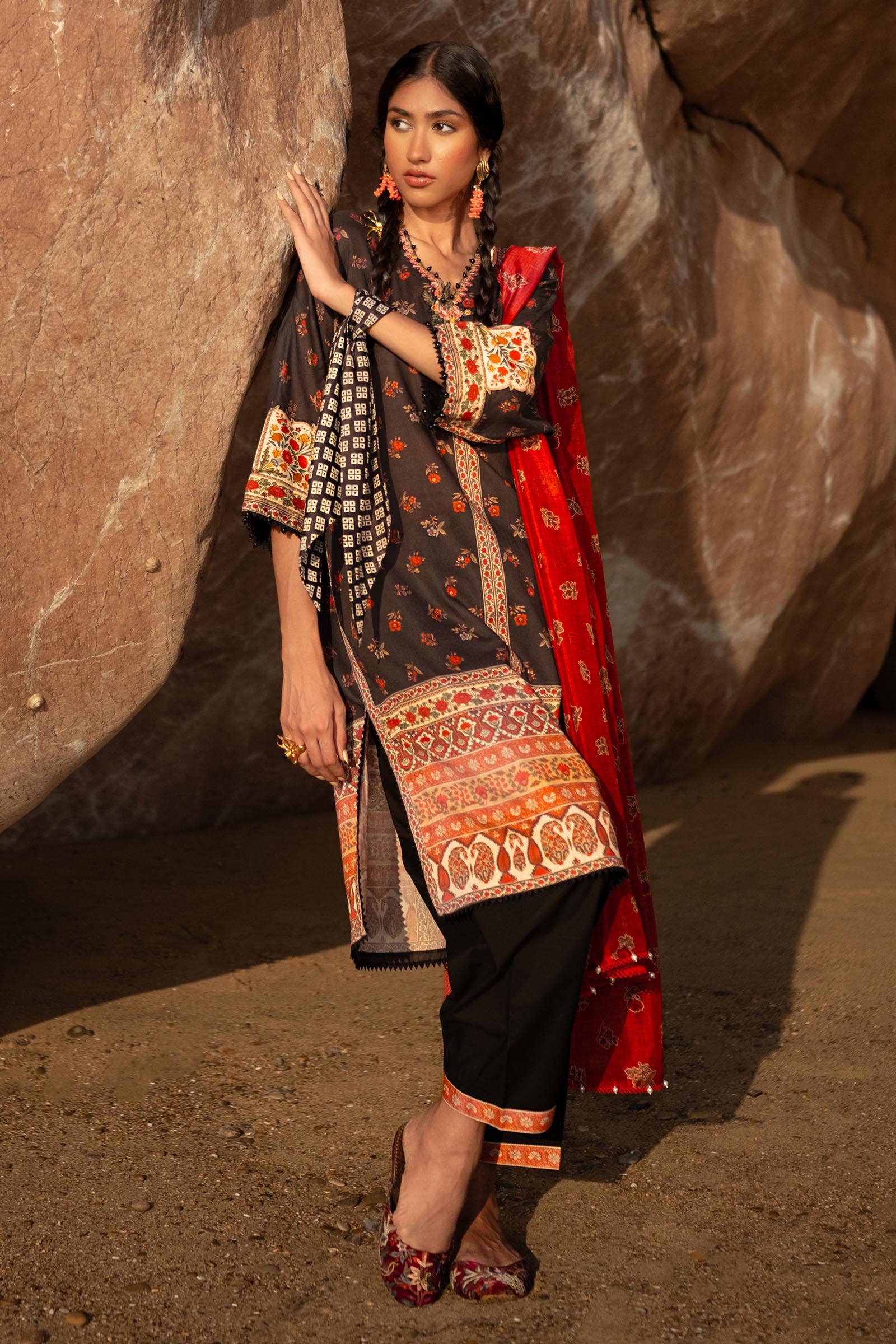 Sana Safinaz | Mahay Spring 24 | H241-017A-2BK - Ladies Clothes - Maria Faisal
