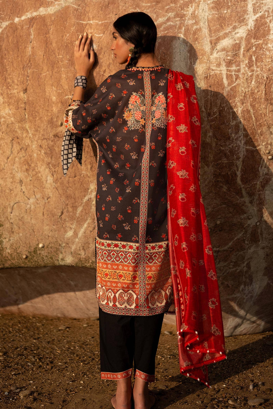 Sana Safinaz | Mahay Spring 24 | H241-017A-2BK - Ladies Clothes - Maria Faisal
