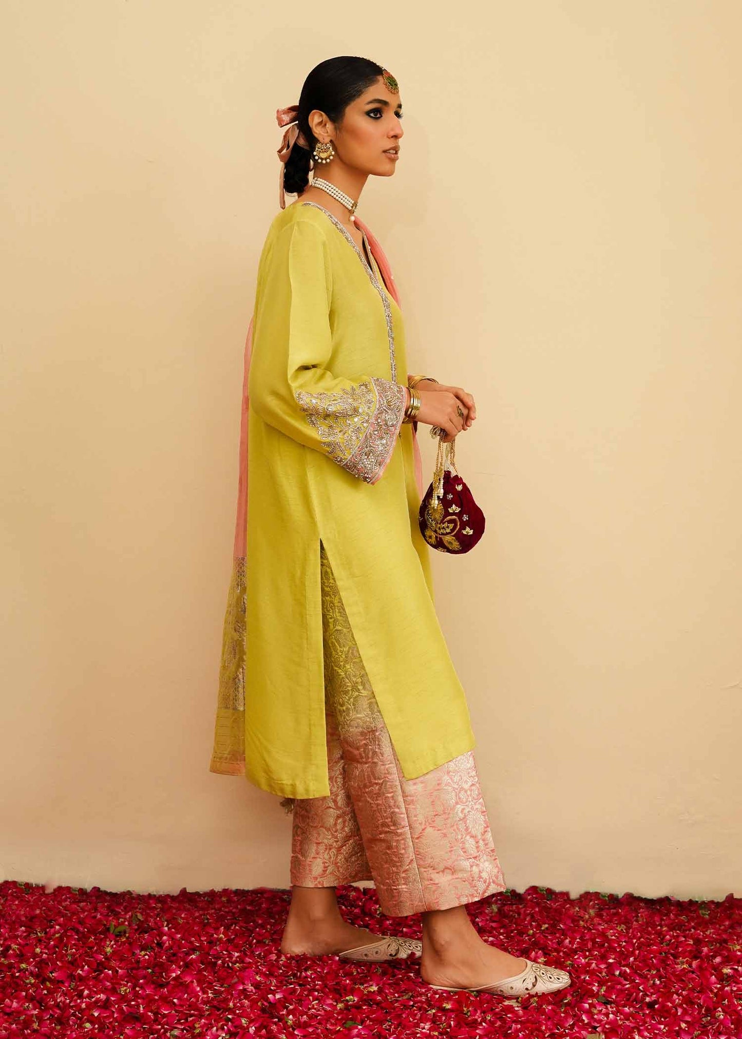 Mahgul | Eid Edit 2024 | Lemon Mint - Ladies Clothes 