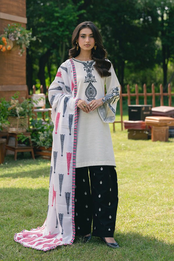 Maryum N Maria | Cosy Crew Winter Pret 25 | GULNOOR - MSS5760 - Casual Dress - available at Maria Faisal in UK and USA.