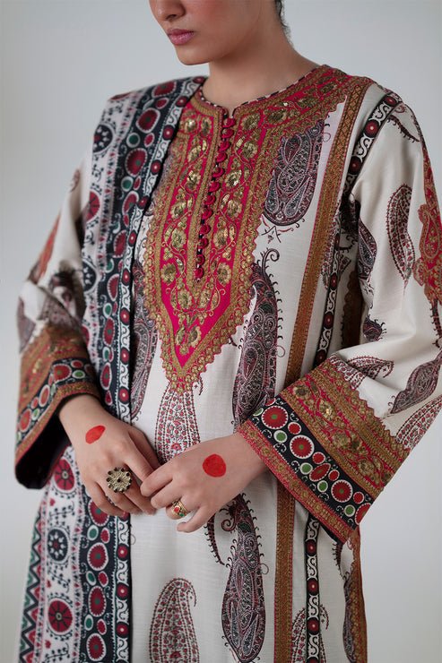 Maryum N Maria | Noore Winters 25 | 3 Piece Embroidered Khaddar ZOHAL - FSU5678 - Casual Dress - available at Maria Faisal in UK and USA.