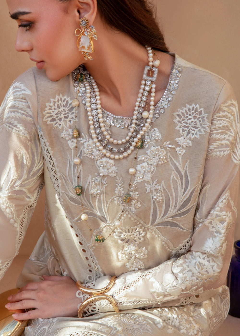 Saira Shakira | Rosea Casual Pret 25 | Latte Glow