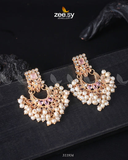 Lily Earrings - Earrings 