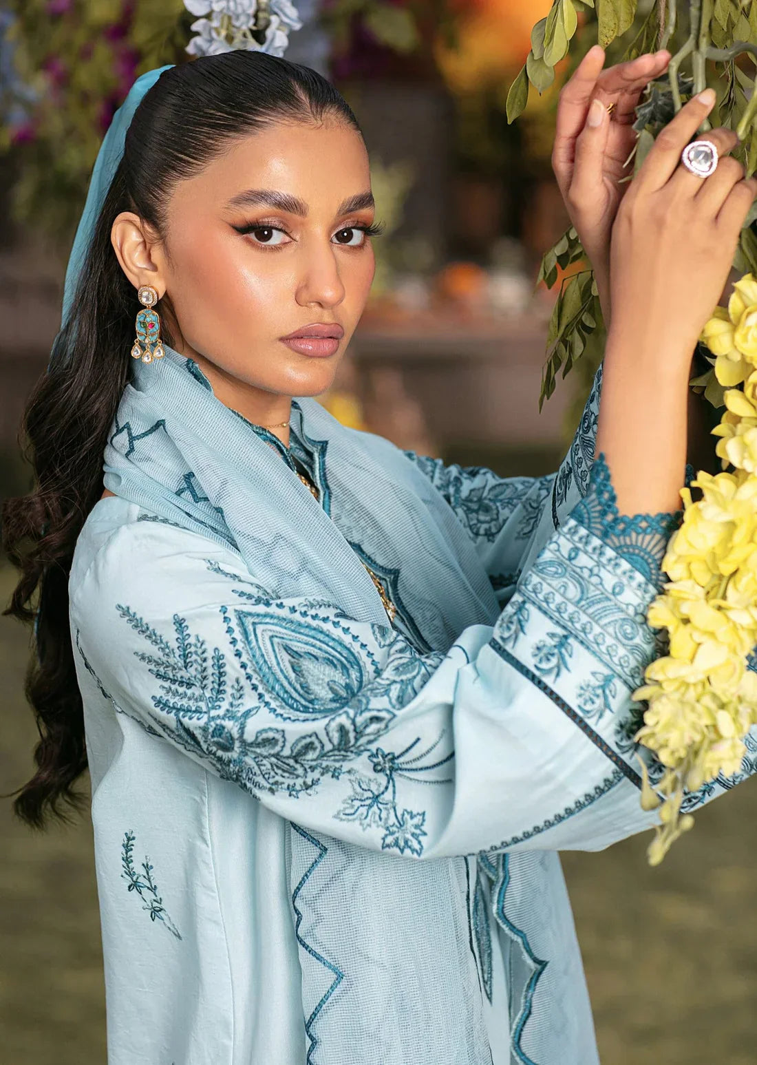 Mohagni | Muntazir Luxury Lawn 24 | CM-10 - Ladies Clothes 