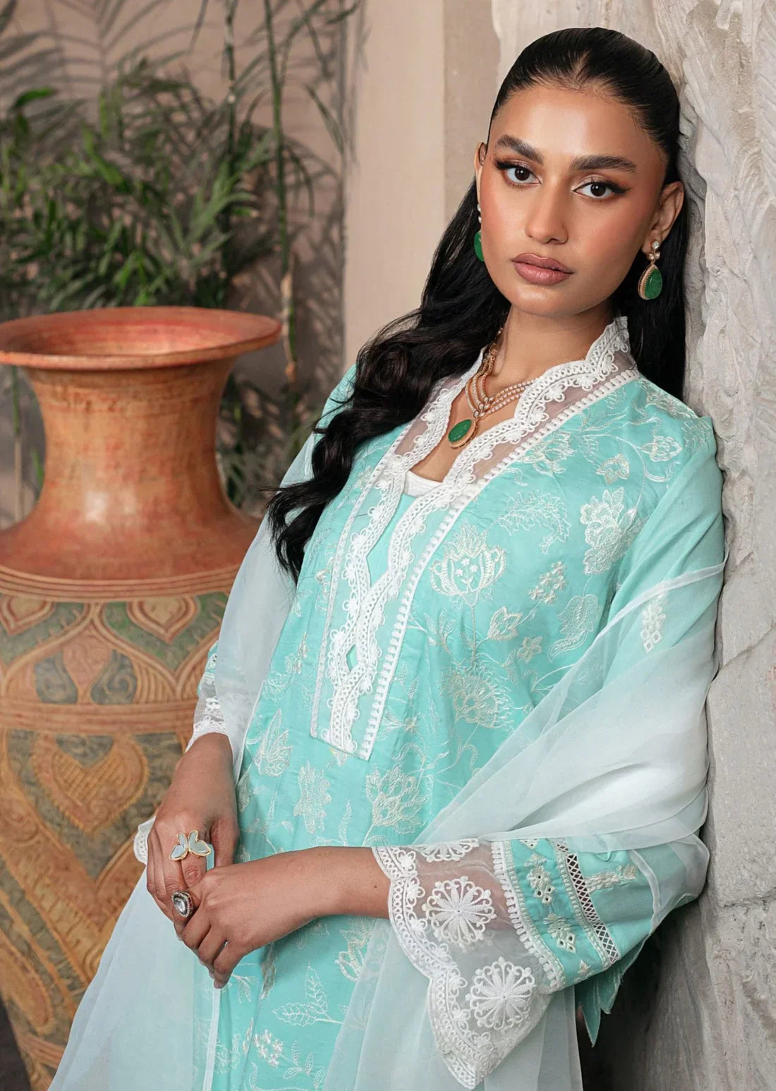 Mohagni | Muntazir Luxury Lawn 24 | MGZ-09 - Ladies Clothes 