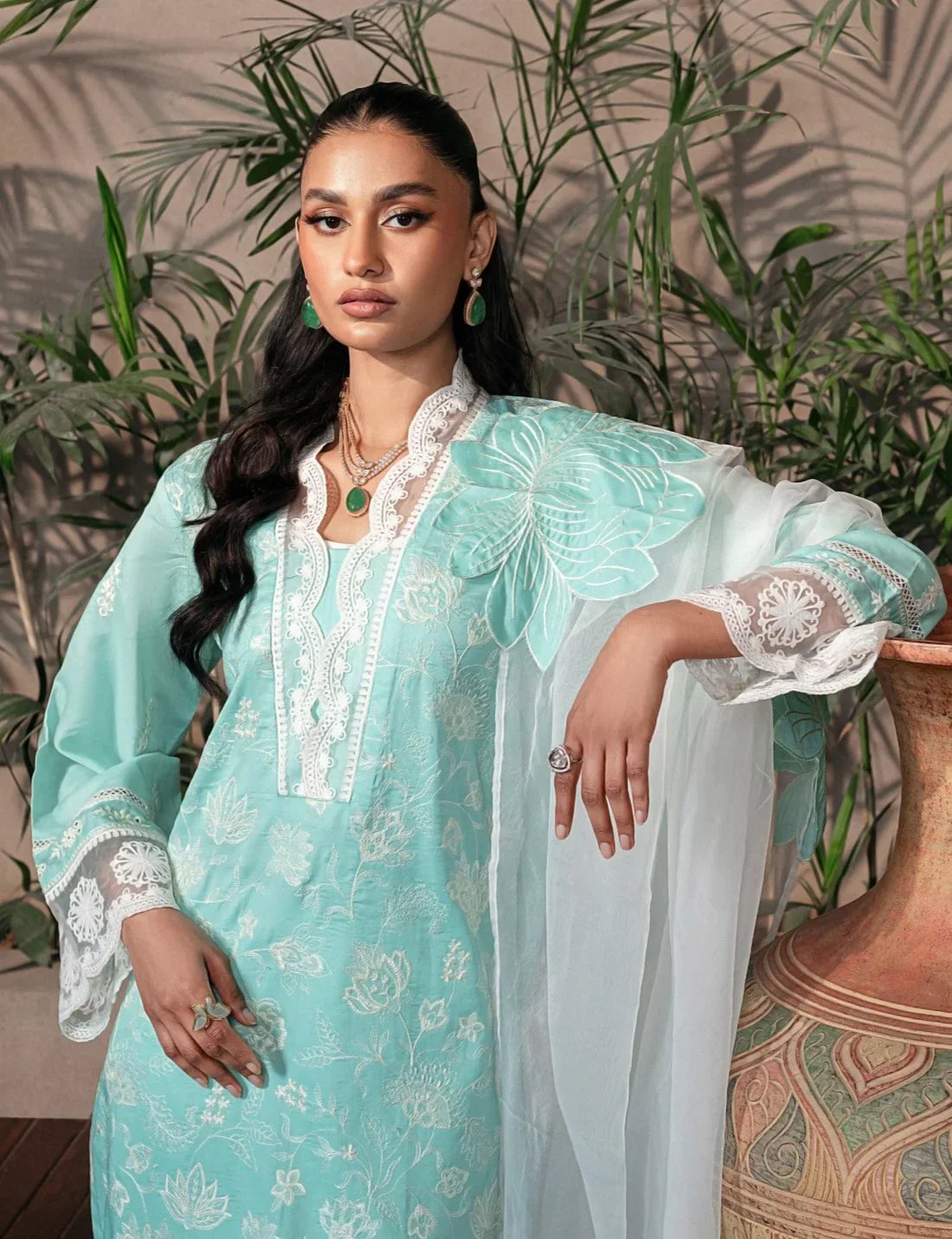 Mohagni | Muntazir Luxury Lawn 24 | MGZ-09 - Ladies Clothes 