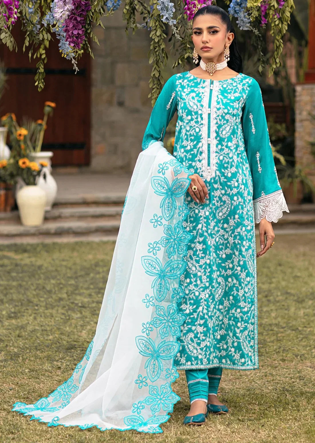 Mohagni | Muntazir Luxury Lawn 24 | MGZ-10 - Ladies Clothes 