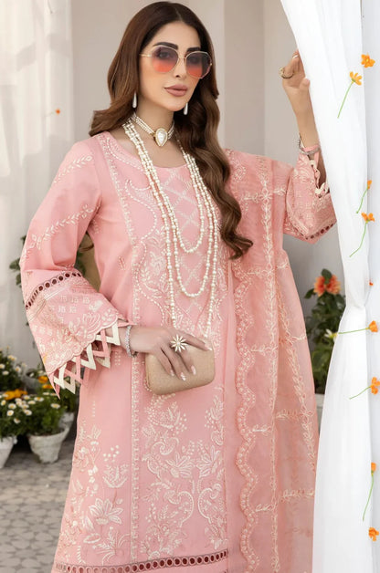 Mohagni | Muntazir Luxury Lawn 24 | AM-07 - Ladies Clothes 