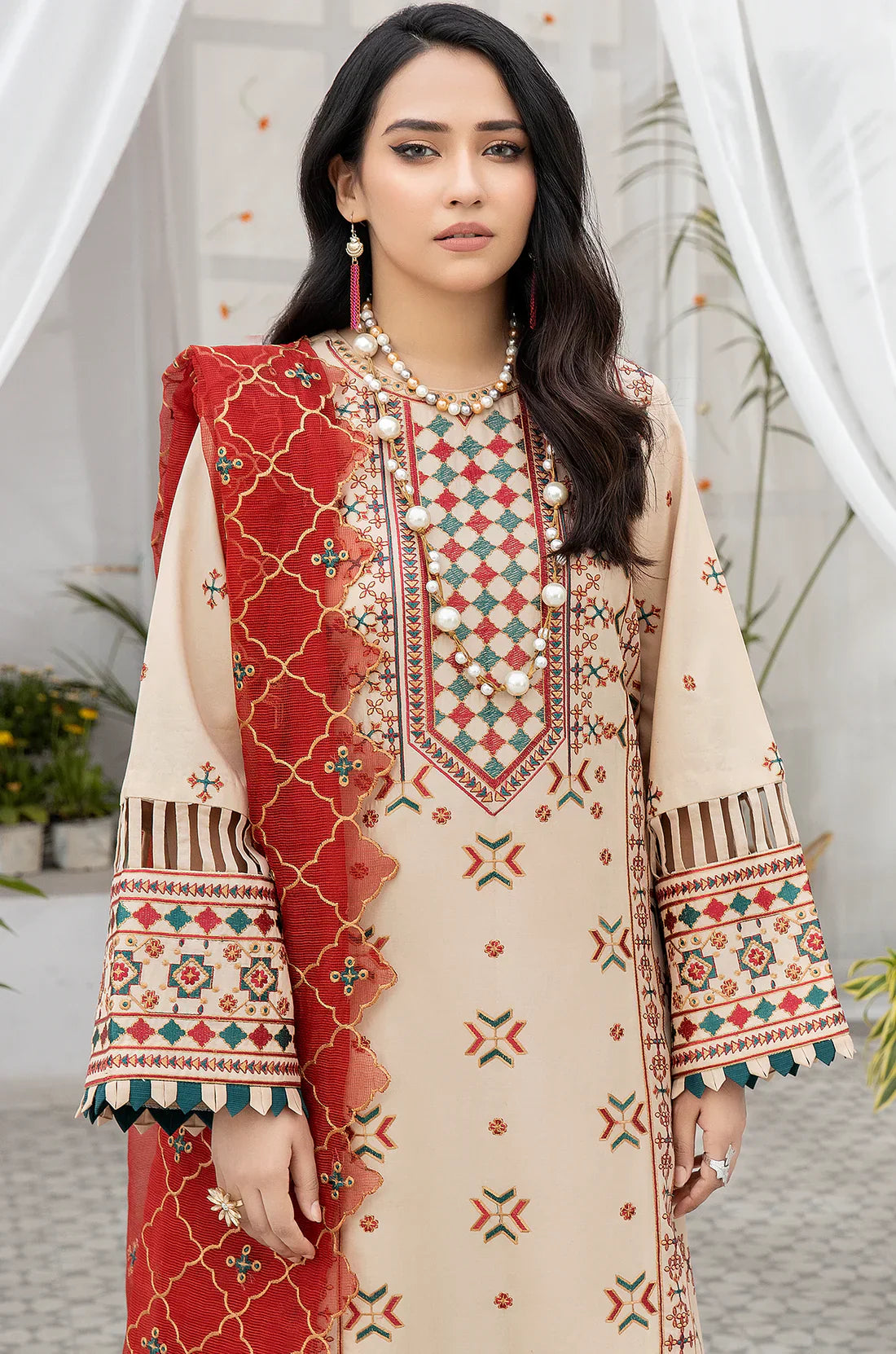Mohagni | Muntazir Luxury Lawn 24 | AM-15 - Ladies Clothes 