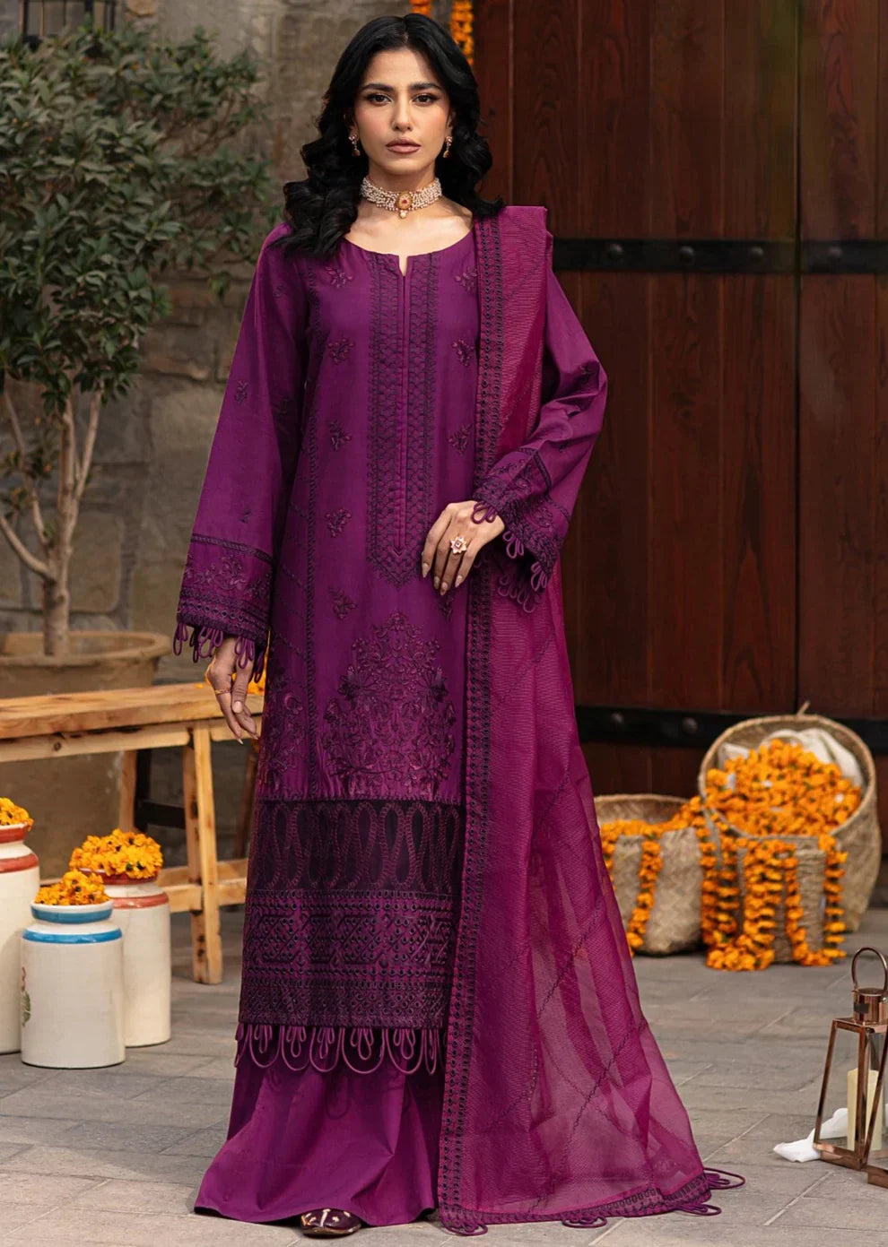 Mohagni | Muntazir Luxury Lawn 24 | CM-02 - Ladies Clothes 