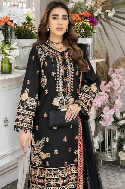 Mohagni | Muntazir Luxury Lawn 24 | AM-05 - Ladies Clothes 