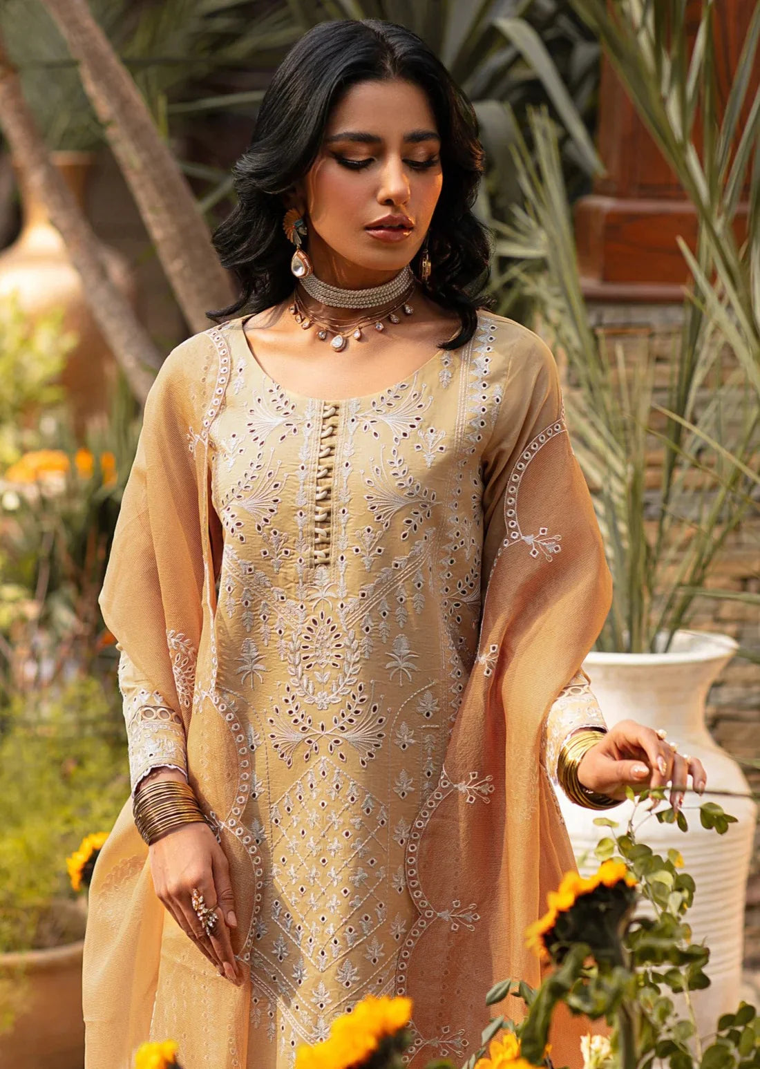 Mohagni | Muntazir Luxury Lawn 24 | CM-05 - Ladies Clothes 