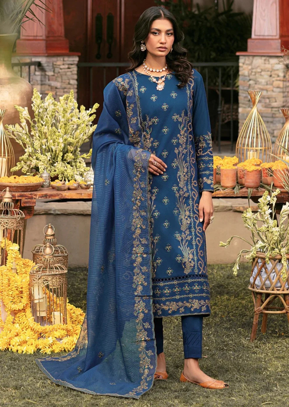 Mohagni | Muntazir Luxury Lawn 24 | CM-06 - Ladies Clothes 