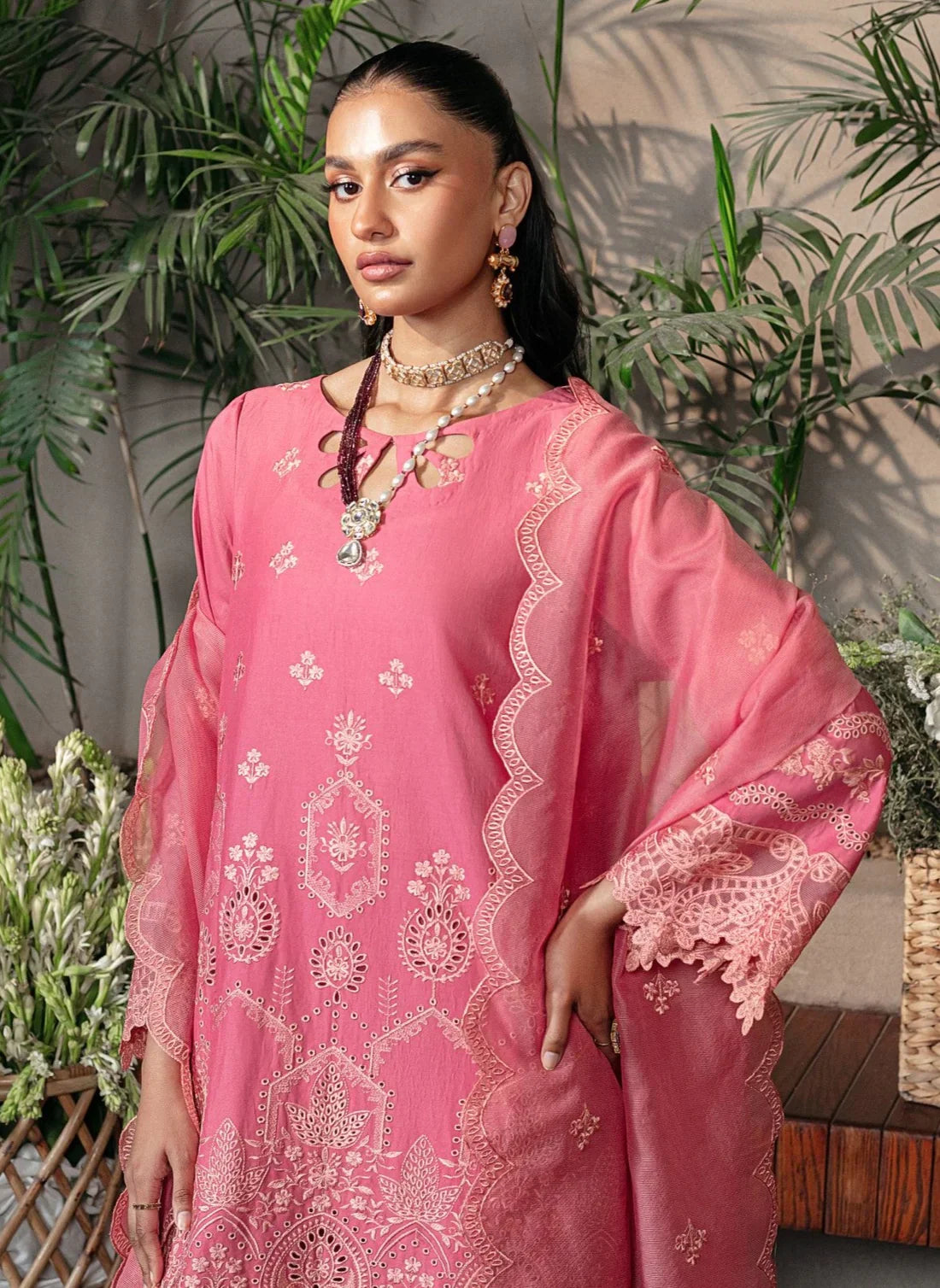 Mohagni | Muntazir Luxury Lawn 24 | CM-08 - Ladies Clothes 