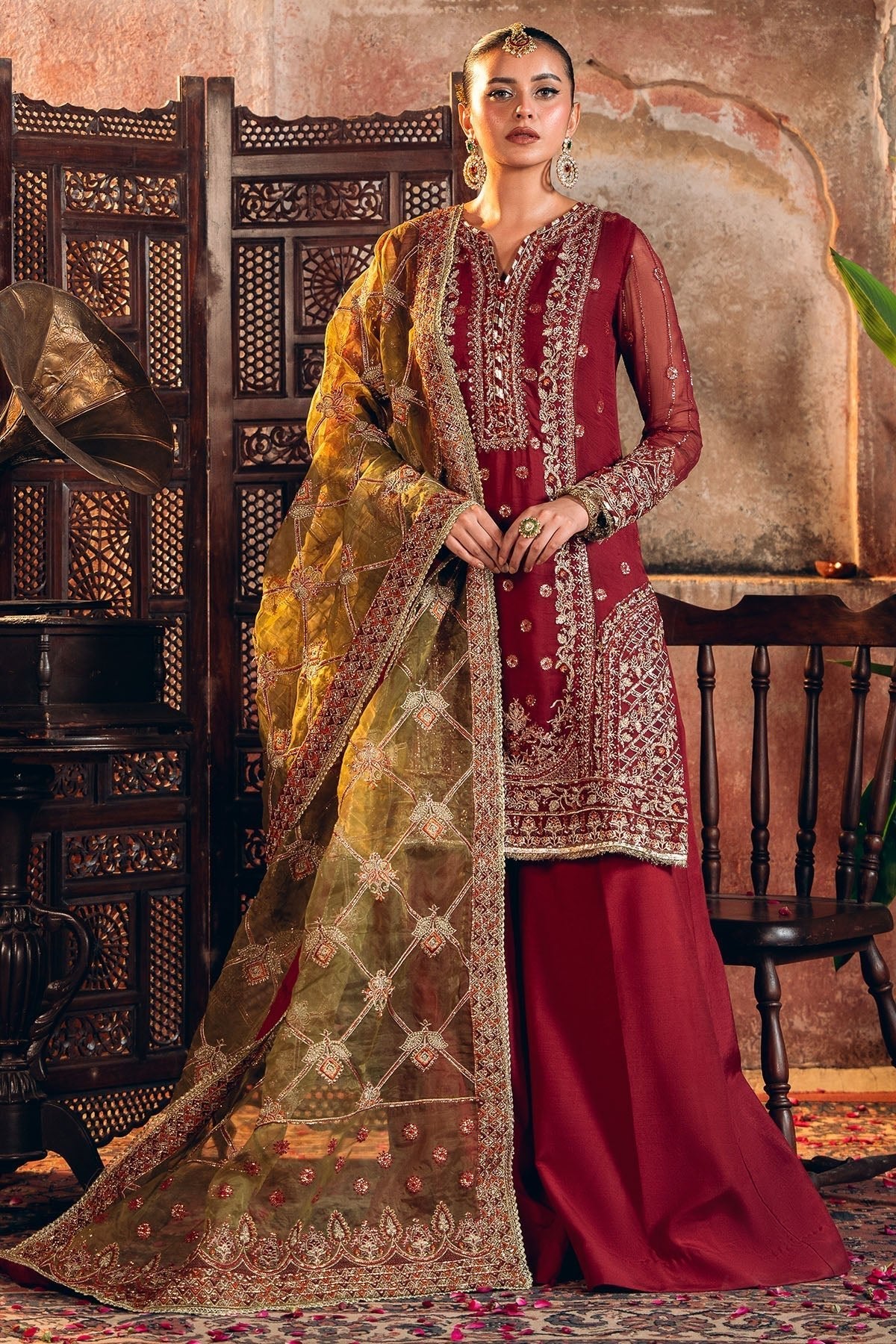 Motifz | Luxury Formal | 4817 - TABEER - is Red dress from Motifz - Ladies Clothes - Maria Faisal