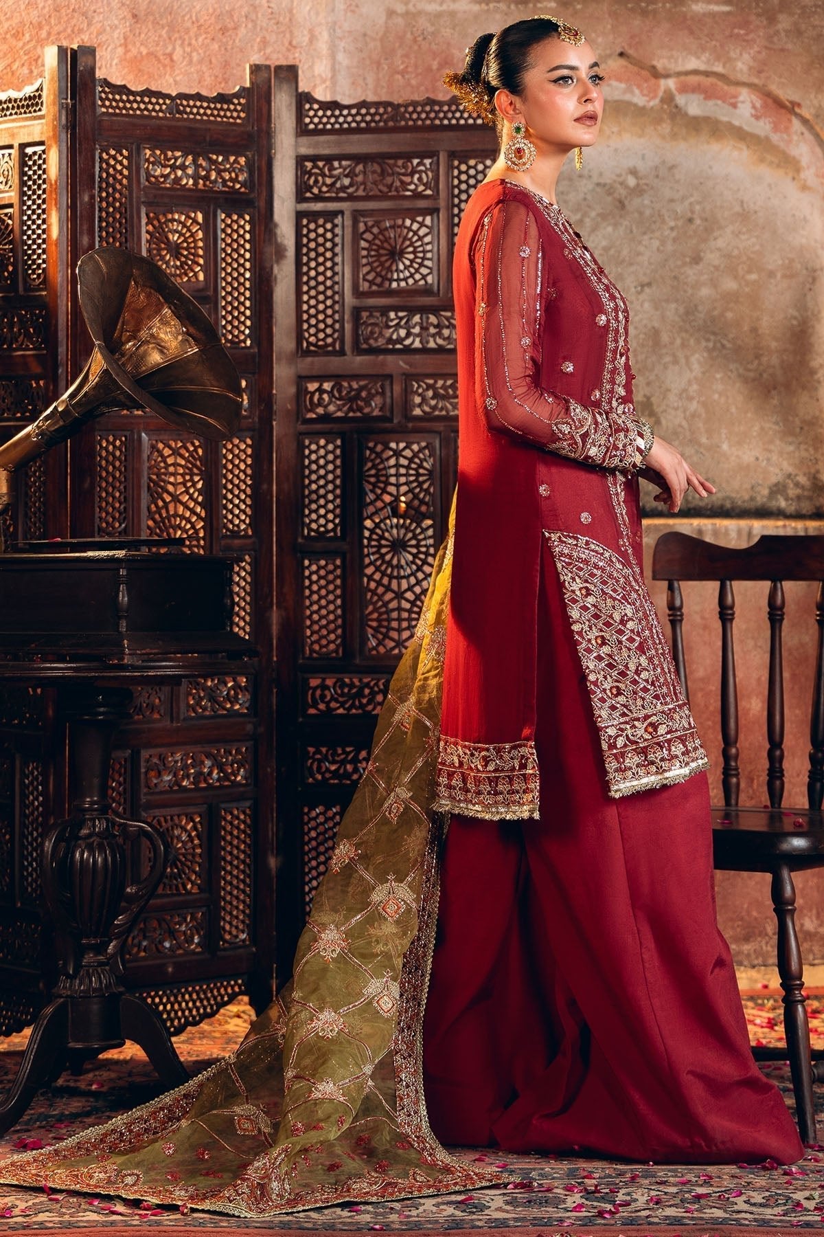 Motifz | Luxury Formal | 4817 - TABEER - is Red dress from Motifz - Ladies Clothes - Maria Faisal