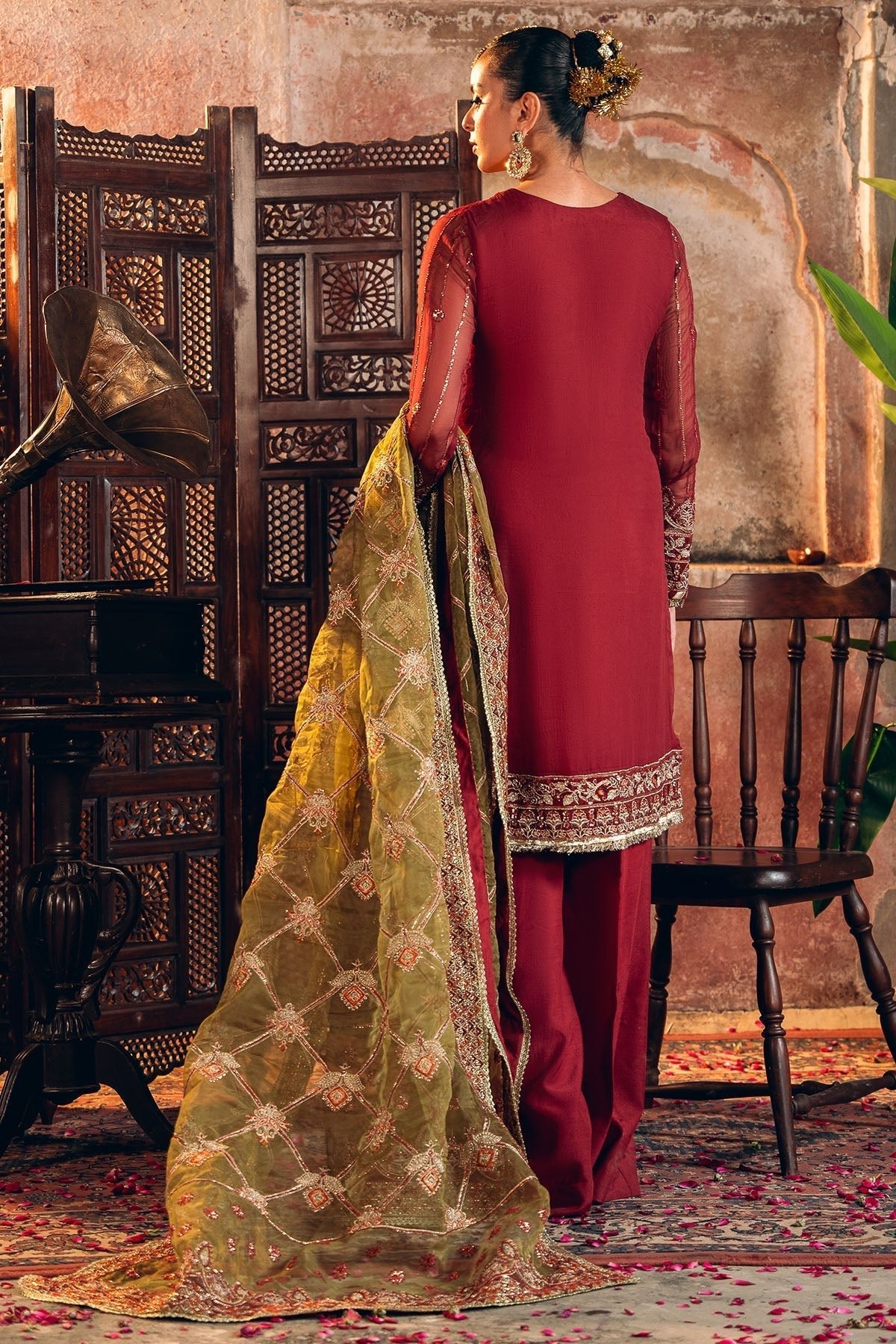 Motifz | Luxury Formal | 4817 - TABEER - is Red dress from Motifz - Ladies Clothes - Maria Faisal