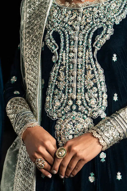 Mushq | Niloufer Velvet Edit 23 | Royan