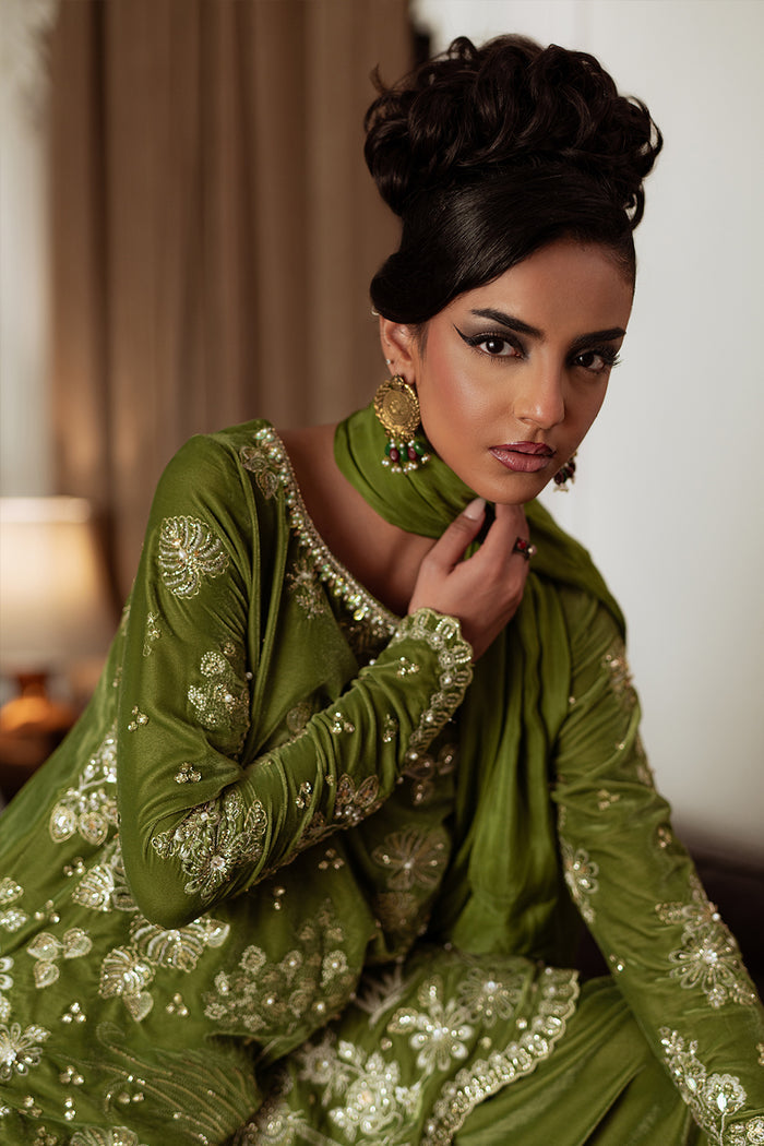 Saira Rizwan | Velvet Pret 25 | KAHWA-SRVP25-08 - Formal Dress - available at Maria Faisal in UK and USA.