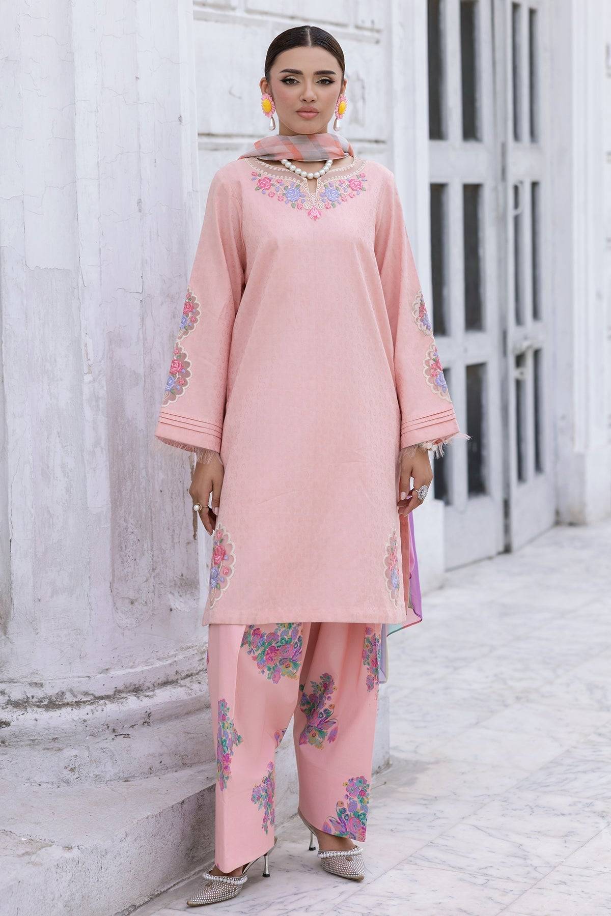 Charizma | Niche Eid Edit |CNP-5-091Z by Maria Faisal - Registered Vendor of : Charizma - type : Ladies Clothes - 100% original wedding dresses