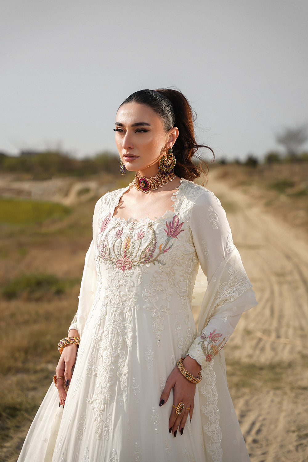 Nilofer Shahid | Verve Summer 24 | Kaira  Verve SS 24 - Maria Faisal
