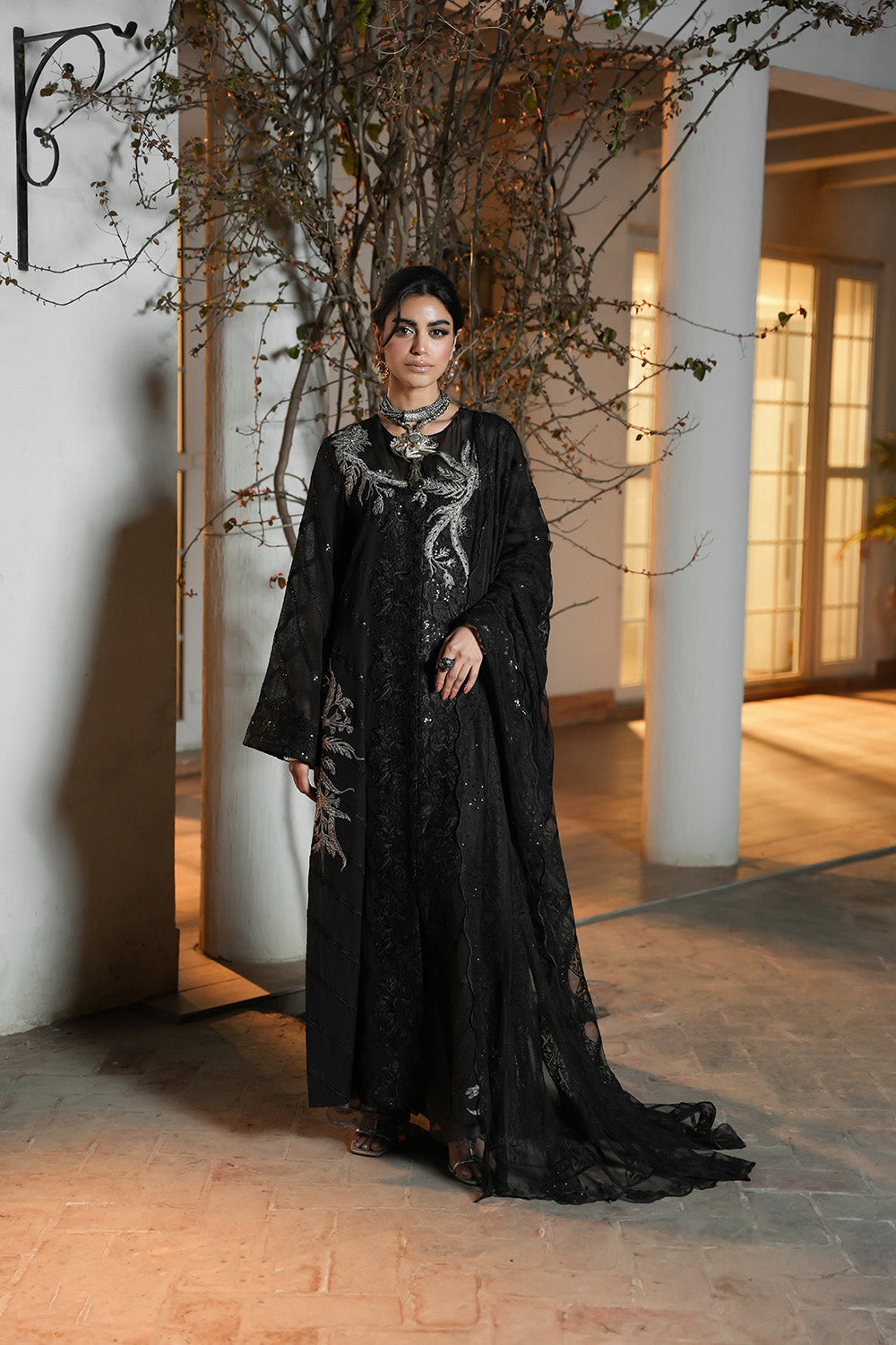 Nilofer Shahid | Verve Summer 24 | Amorist (3pc)- Verve SS 24 - Maria Faisal