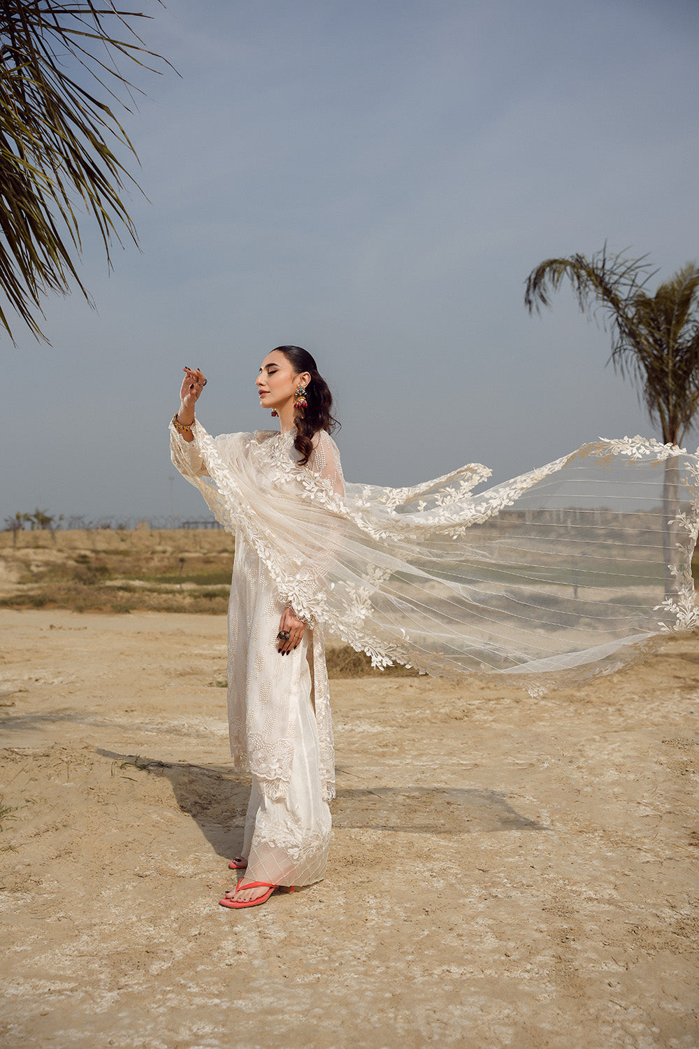 Nilofer Shahid | Verve Summer 24 | Anastasia (3pc)  Verve SS 24 - Maria Faisal