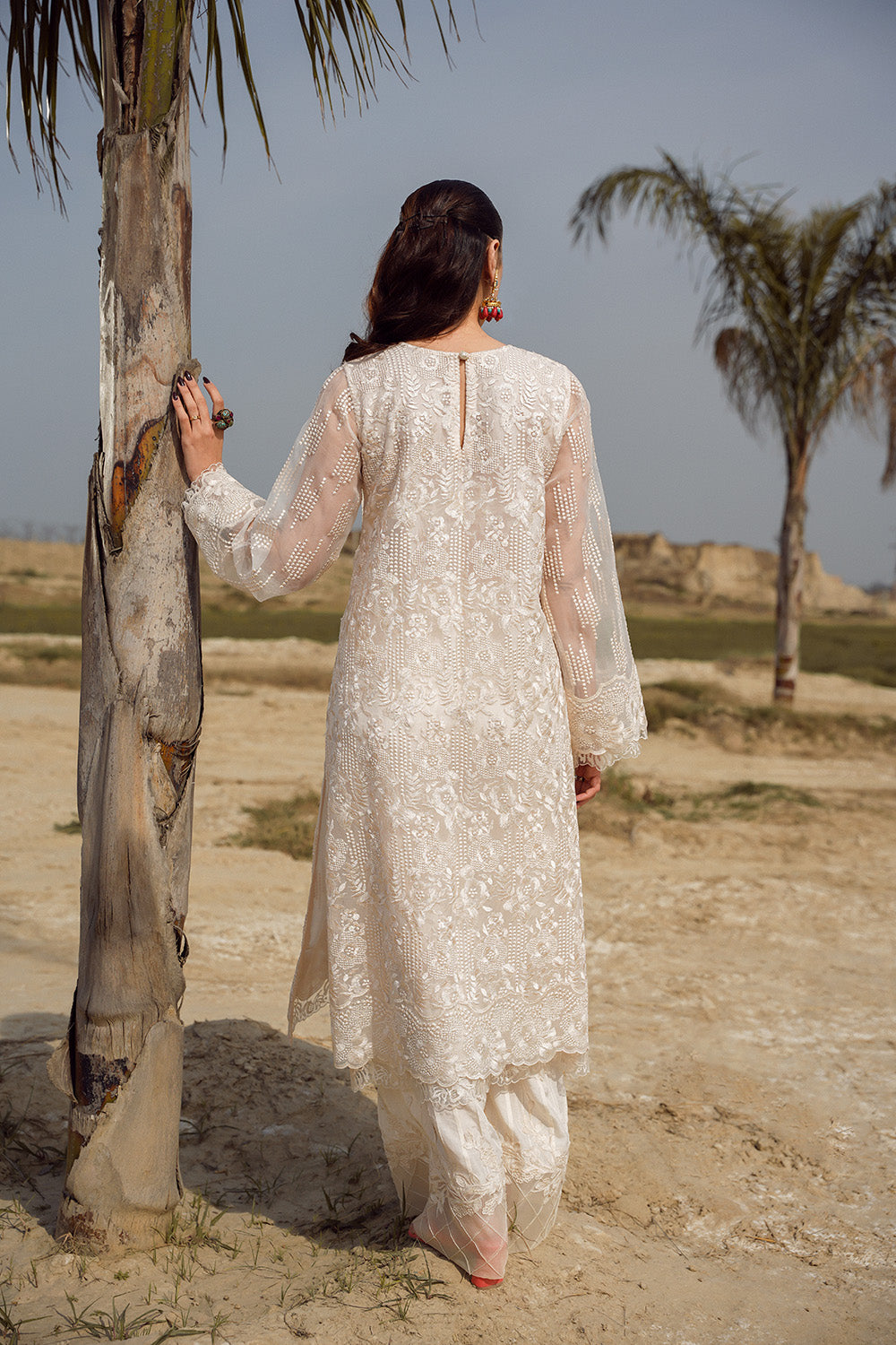 Nilofer Shahid | Verve Summer 24 | Anastasia (3pc)  Verve SS 24 - Maria Faisal