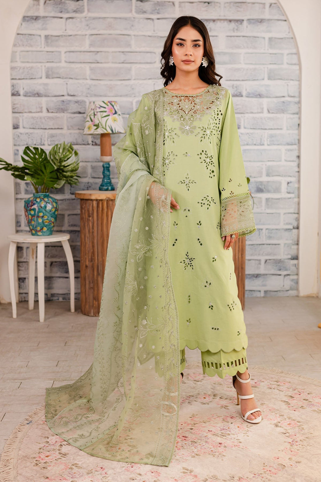 Nureh | Shades Of Summer | NP-490 - Waniyas