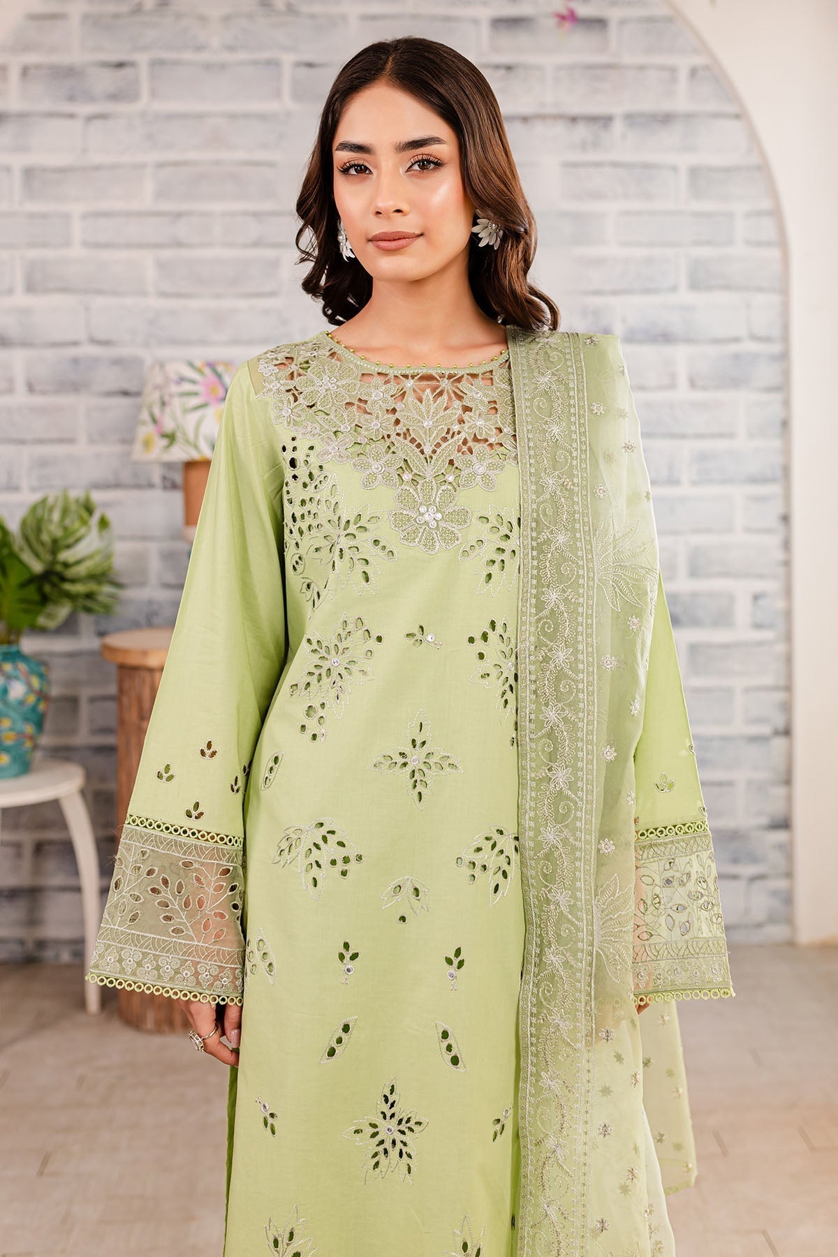 Nureh | Shades Of Summer | NP-490 - Waniyas