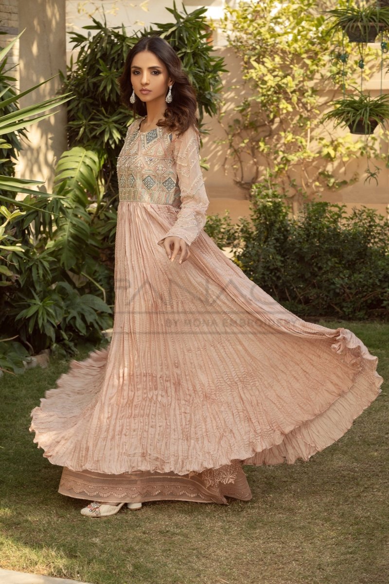 Panache | Pret | Peachy Suave by Maria Faisal - Registered Vendor of : Panache By Mona - type : Ladies Clothes - 100% original wedding dresses