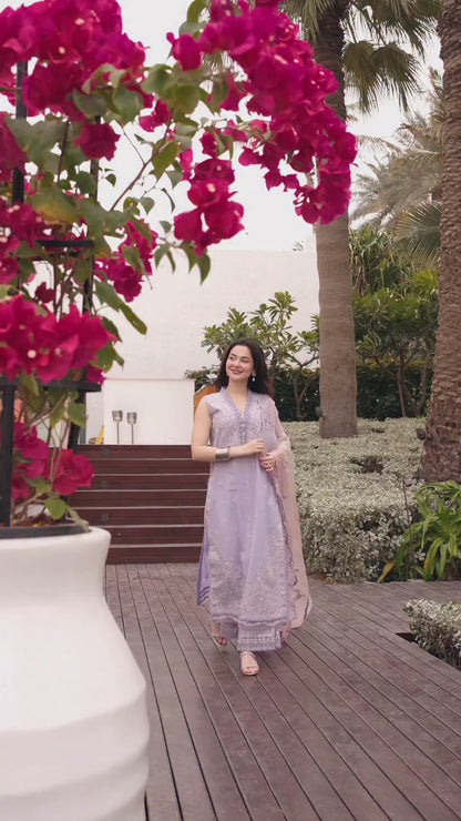 Faiza Saqlain | Aya Luxury Lawn 26 | Suela