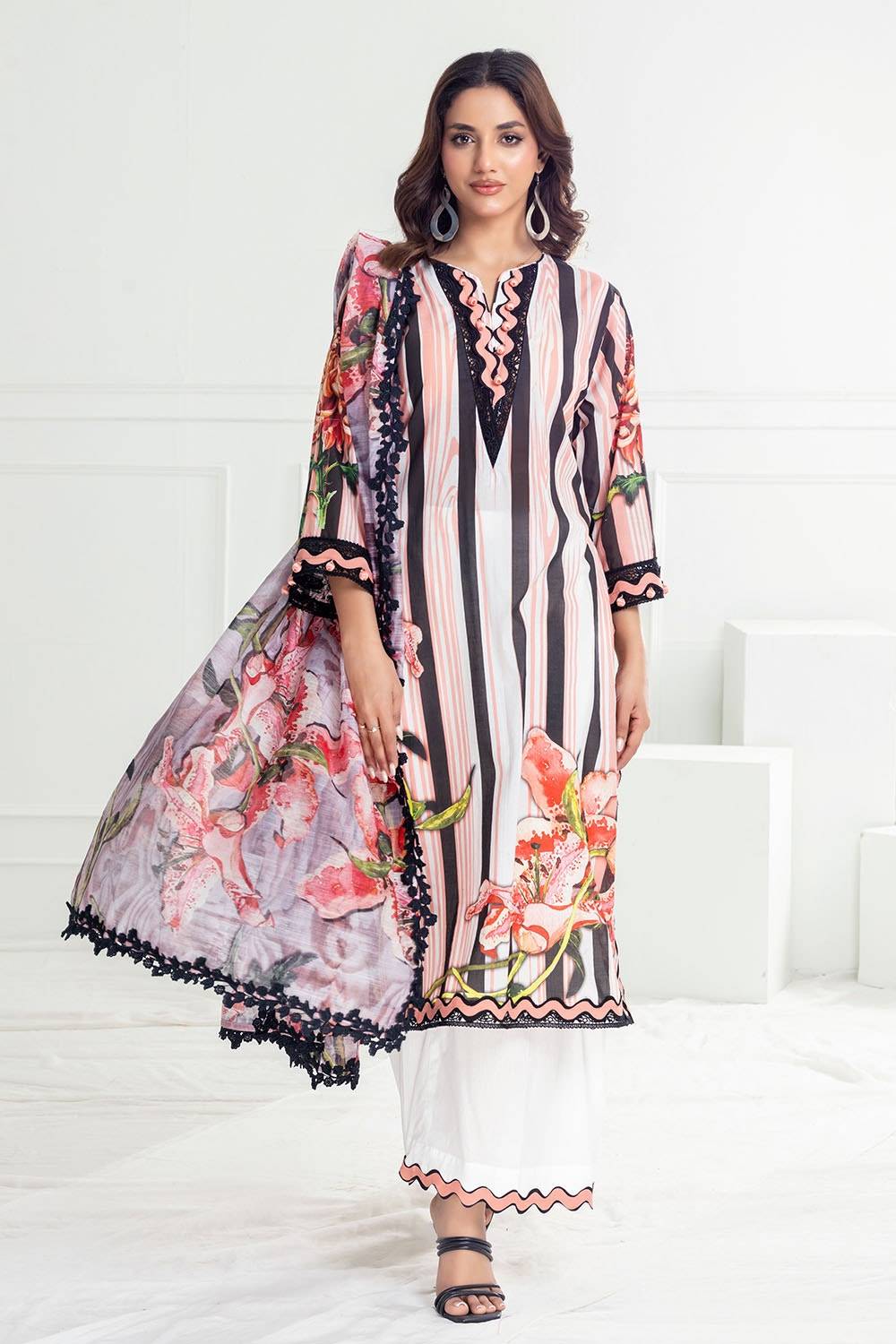 Gul Ahmed | Festive Capsule 25 | PC-52004 by Maria Faisal - Registered Vendor of : Gul Ahmed - type : - 100% original wedding dresses