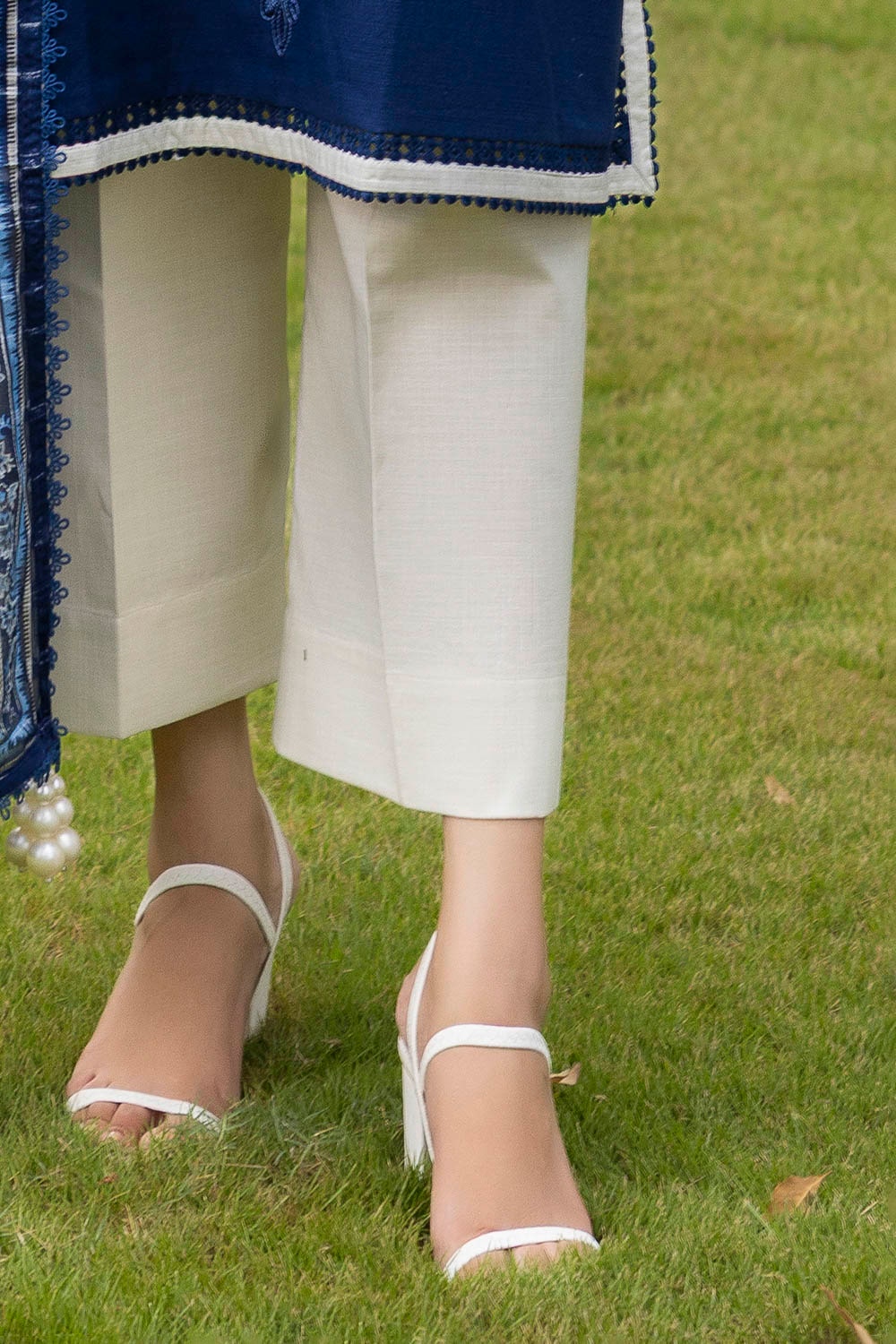 Gul Ahmed | Winter Collection 25 | K-52095 - Ladies Clothes - Maria Faisal