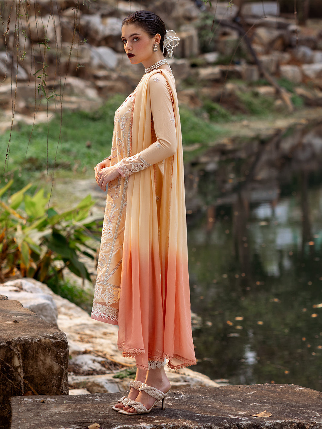 Roheenaz | Dahlia Embroidered Lawn 24 | Magnolia - Ladies Clothes 