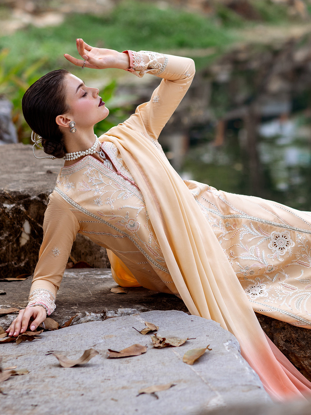 Roheenaz | Dahlia Embroidered Lawn 24 | Magnolia - Ladies Clothes 