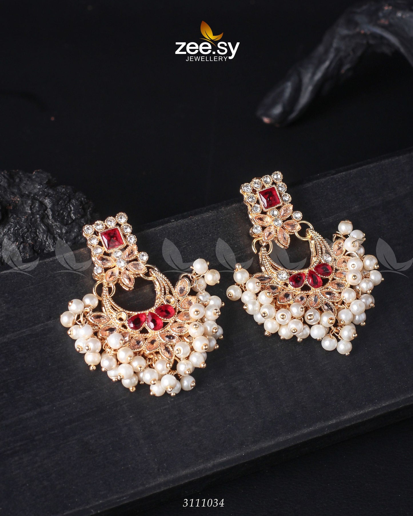 Lily Earrings - Earrings 