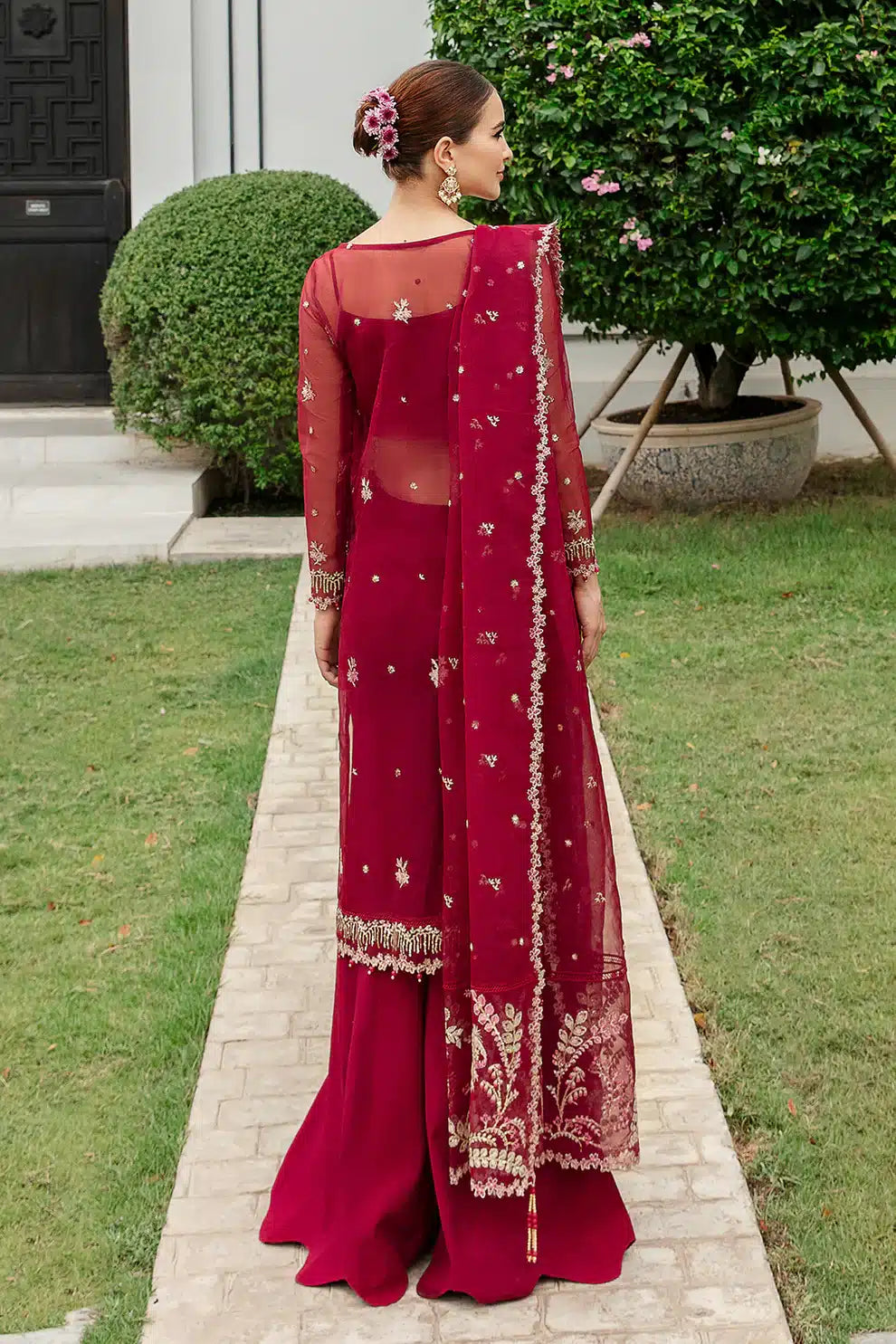 Saad Shaikh | Luminous Formals 23 | Ava