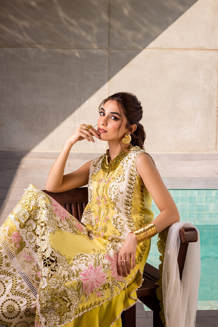 Saira Rizwan | Luxury Lawn 24 | TIFFANY - SRLL24-03 - Waniyas