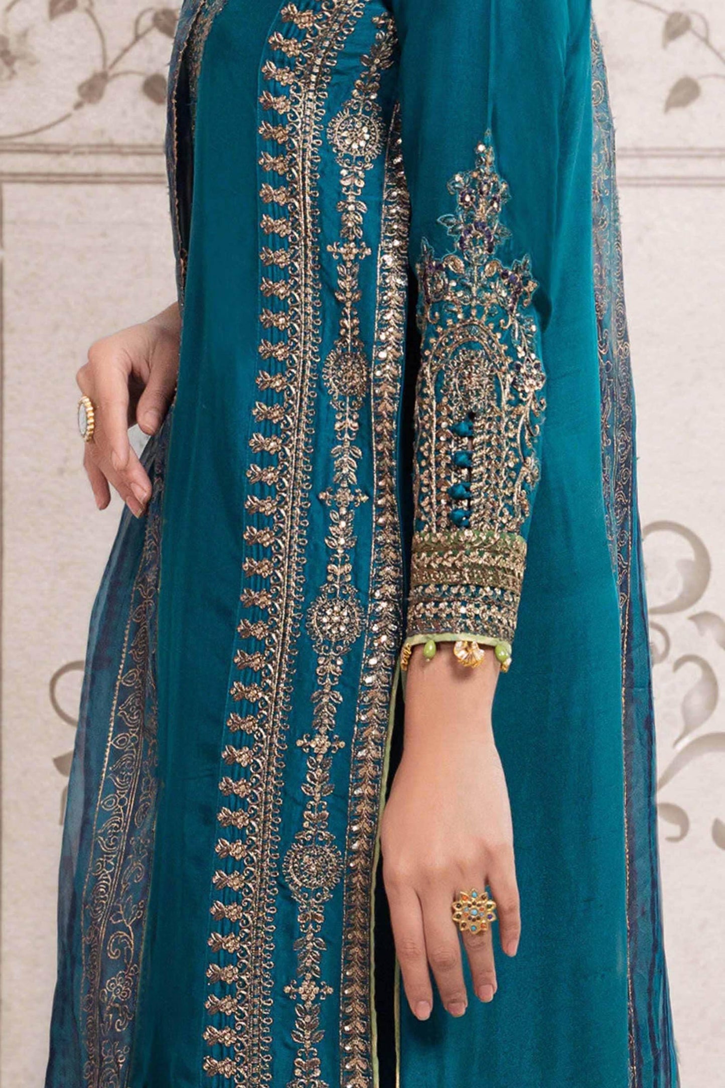 Maira B | Ready to Wear | SF-EF22-07R1 by Maria Faisal - Registered Vendor of : Maria B - type : Wedding Dress - 100% original wedding dresses