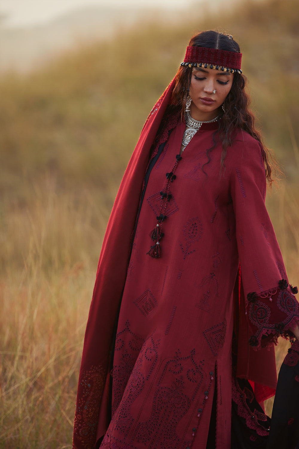 NAZNEEN-SRW25-04 – authentic Pakistani dress from the Winter Khaddar 25 collection for women in the UK