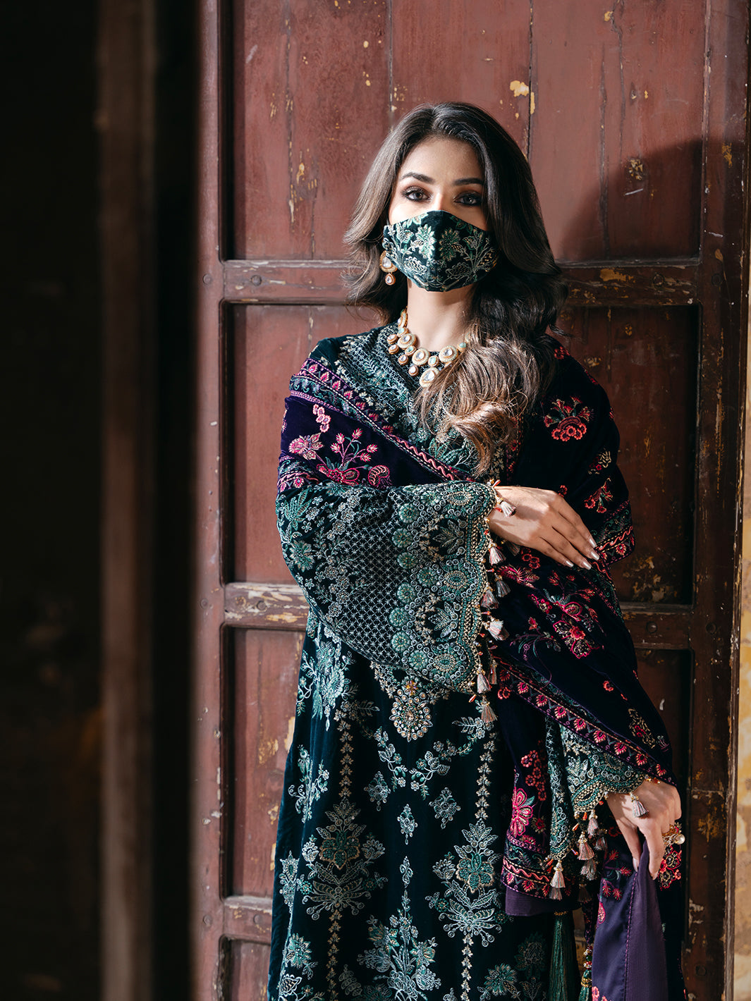 Flossie | Siara Velvet Formals | V-102 - A - Ladies Clothes - Maria Faisal