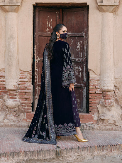 Flossie | Siara Velvet Formals | V-104 - A - Ladies Clothes - Maria Faisal