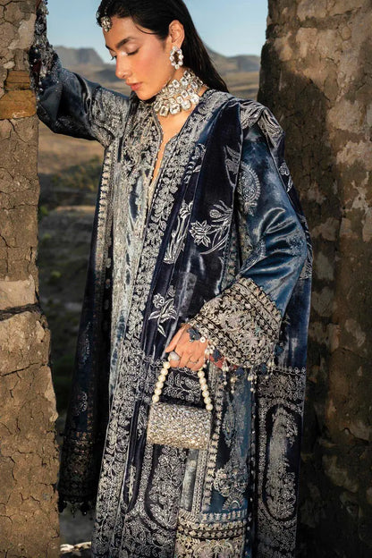Sana Safinaz | Winter Luxury 23 | V231-005-CP