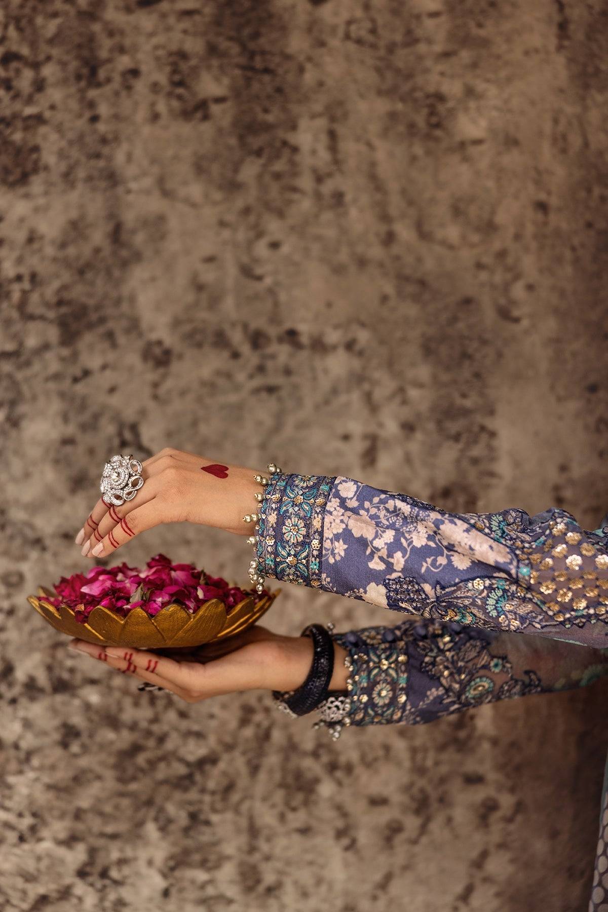 Charizma | Vasl Chiffon Collection | VSL25-07 by Maria Faisal - Registered Vendor of : Charizma - type : Ladies Clothes - 100% original wedding dresses