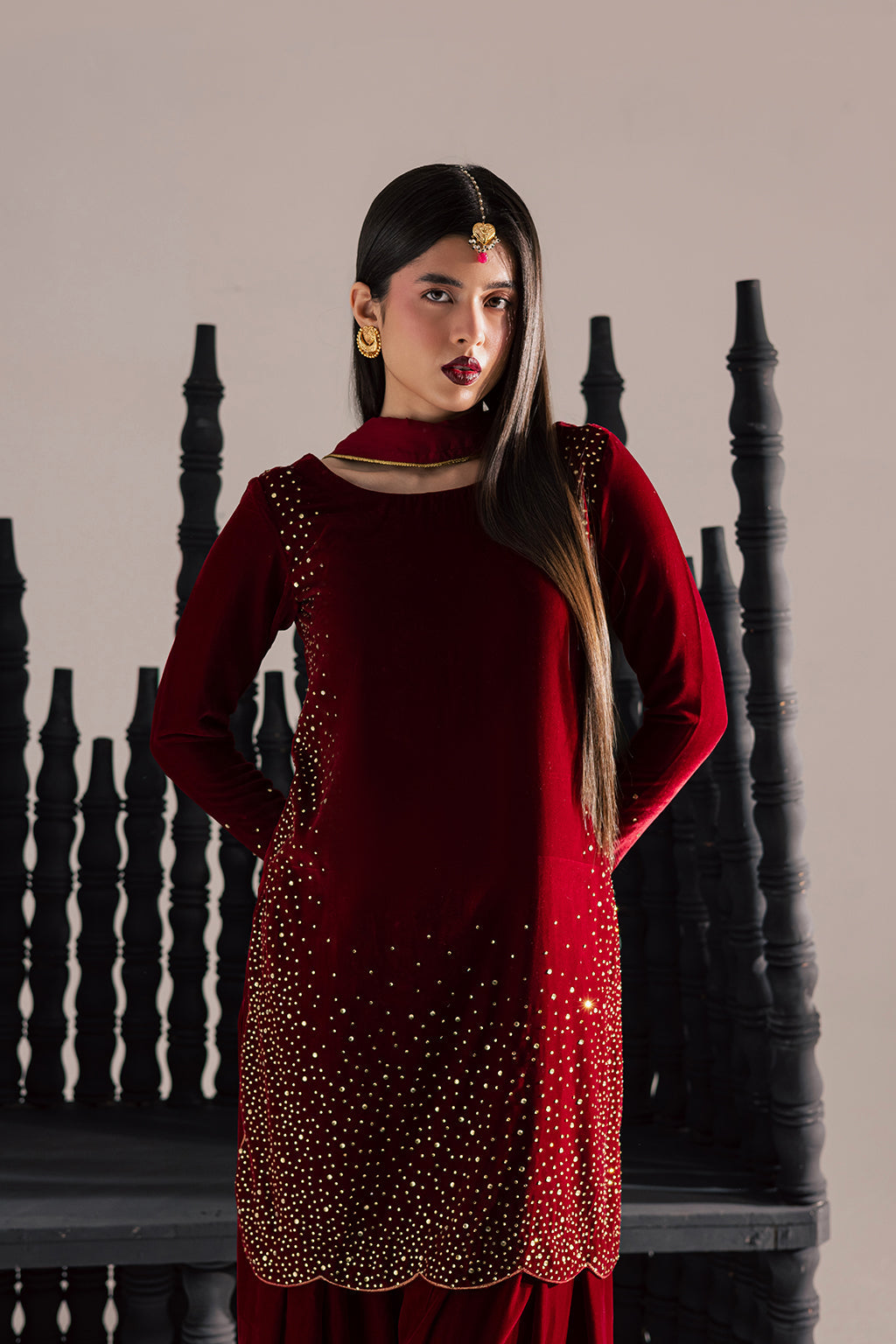 Vanya | Velvet Muse | KV-61 - Formal Dress - available at Maria Faisal in UK and USA.