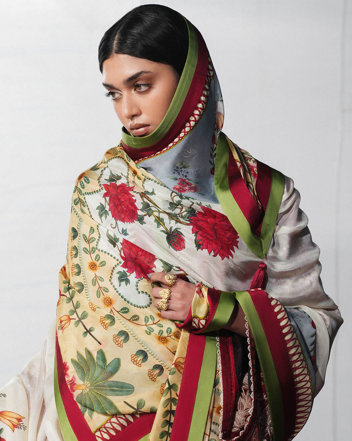 Jugnu Lahore | The Reserved View SS Edit | Diryaz - Dress - available at Maria Faisal in UK and USA.